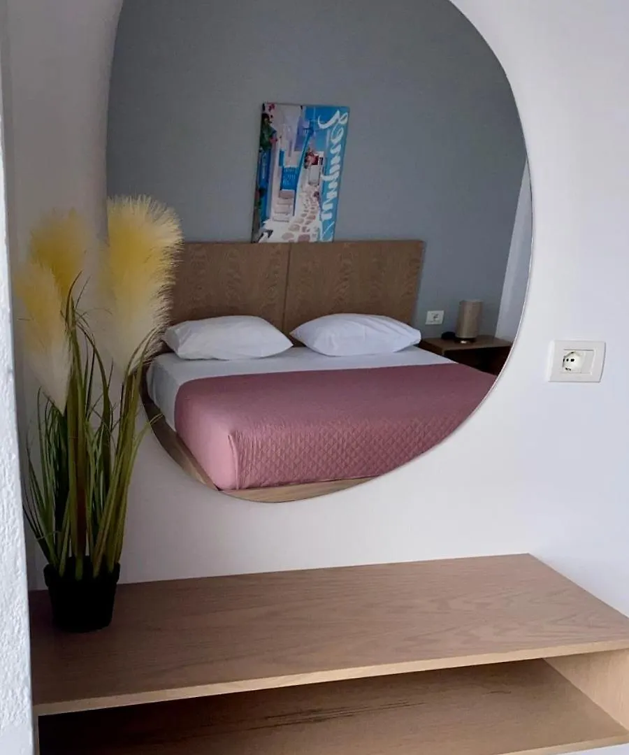 Harmonia Guest House 2 Himare 0*,  Albania