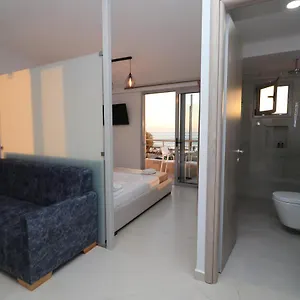 Apartment Vourtarea, Himarë