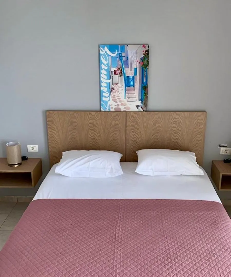 Harmonia Guest House 2 Himare